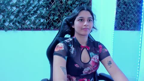 Snapshot of megan_whitte_01 chatting on February 6, 2025, 8:39 am megan white 01  online show from February 6, 2025, 8:39 am