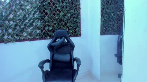 Snapshot of megan_whitte_01 chatting on February 22, 2025, 4:18 am megan white 01  online show from February 22, 2025, 4:18 am