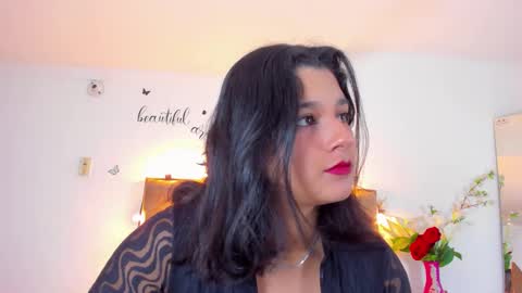 Snapshot of megan_whitte_01 chatting on September 16, 2025, 8:54 pm megan white 01  online show from September 16, 2025, 8:54 pm