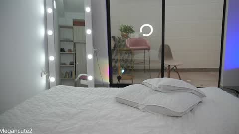 Luz -----OF mgluz2--- Next stream 1122024 1400Colombian time online show from February 2, 2025, 10:06 pm