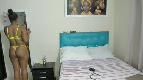 megan        online show from September 28, 2025, 3:01 am