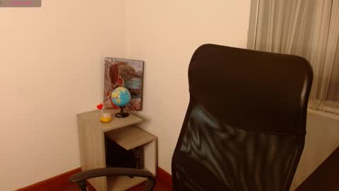 MEGAN online show from March 4, 2025, 7:43 pm