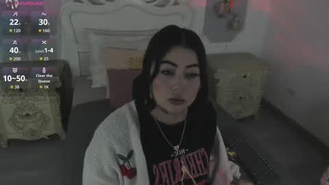 Snapshot of meganstar__ chatting on November 20, 2025, 11:43 am Megan online show from November 20, 2025, 11:43 am