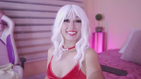 Meggie 1J online show from December 18, 2025, 1:44 am