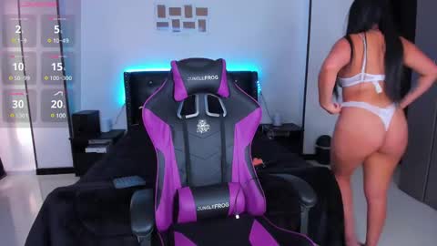 meghan_as online show from February 27, 2025, 12:23 pm