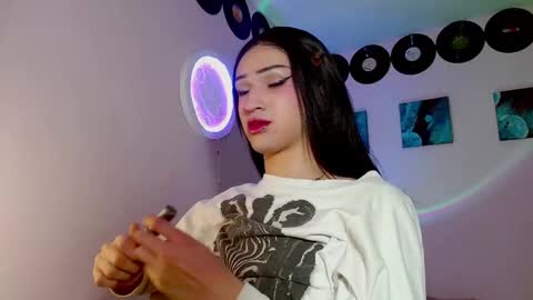 meghan_devil_ online show from November 8, 2025, 7:19 am