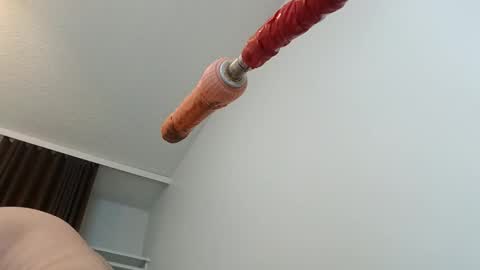 meheriuk68 online show from December 14, 2025, 6:34 pm