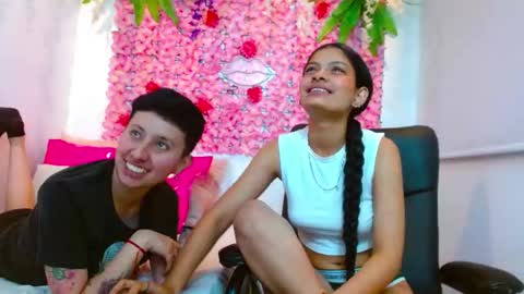 mei and gaby online show from October 7, 2025, 5:37 am