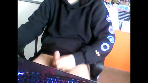 Snapshot of meks5544 chatting on February 24, 2025, 11:10 am meks5544 online show from February 24, 2025, 11:10 am