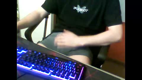 Snapshot of meks5544 chatting on February 26, 2025, 4:56 pm meks5544 online show from February 26, 2025, 4:56 pm