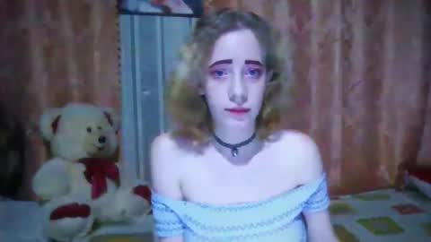 Snapshot of mel_mellie chatting on December 29, 2024, 11:08 pm Mel Mellie online show from December 29, 2024, 11:08 pm