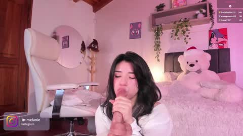 Melanie online show from December 10, 2024, 4:17 pm