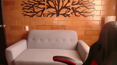 Snapshot of melanny_69 chatting on February 24, 2025, 3:20 pm Melanny online show from February 24, 2025, 3:20 pm