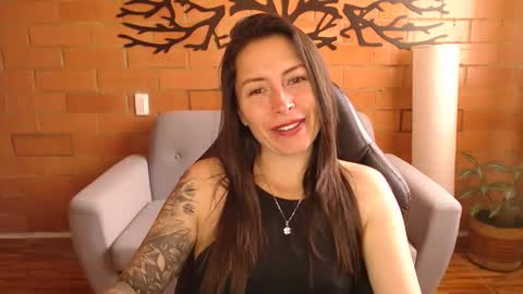 Snapshot of melanny_69 chatting on September 18, 2025, 11:56 am Melanny online show from September 18, 2025, 11:56 am