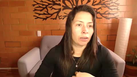 Snapshot of melanny_69 chatting on October 10, 2025, 12:04 pm Melanny online show from October 10, 2025, 12:04 pm