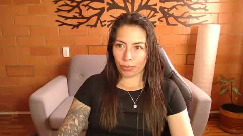 Snapshot of melanny_69 chatting on October 25, 2025, 12:02 pm Melanny online show from October 25, 2025, 12:02 pm