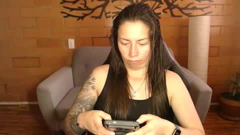 Snapshot of melanny_69 chatting on November 19, 2025, 12:05 pm Melanny online show from November 19, 2025, 12:05 pm