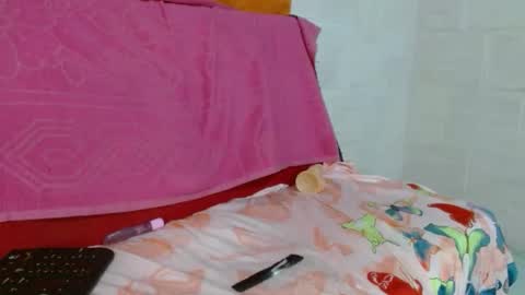 Snapshot of melany_1002 chatting on September 22, 2025, 10:06 am melany online show from September 22, 2025, 10:06 am