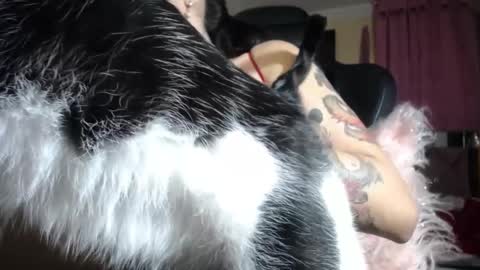 Snapshot of melany_isabella chatting on November 19, 2025, 6:30 pm melany online show from November 19, 2025, 6:30 pm