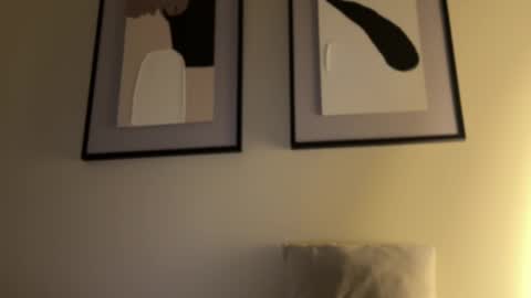 Snapshot of melanybunny chatting on February 14, 2025, 4:52 pm Adel online show from February 14, 2025, 4:52 pm