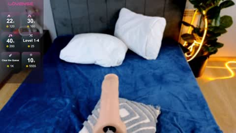 Snapshot of melenn_ chatting on January 30, 2025, 7:18 am Melen online show from January 30, 2025, 7:18 am