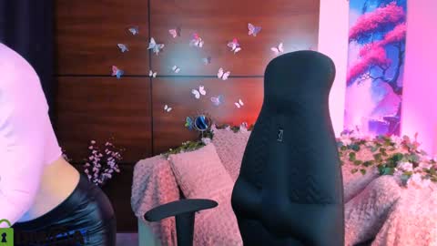 Snapshot of melisa_white1 chatting on January 4, 2025, 8:59 pm Melisa online show from January 4, 2025, 8:59 pm