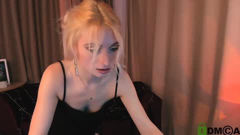 Snapshot of melisa_white1 chatting on January 25, 2025, 9:14 pm Melisa online show from January 25, 2025, 9:14 pm