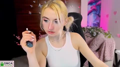 Snapshot of melisa_white1 chatting on February 22, 2025, 1:00 am Melisa online show from February 22, 2025, 1:00 am