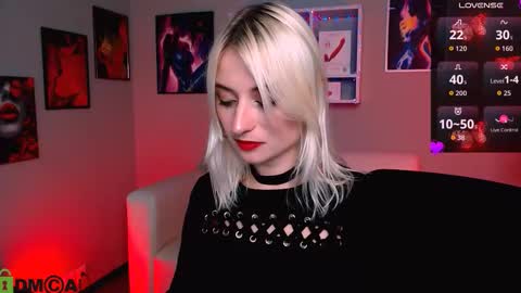 Snapshot of melisa_white1 chatting on October 11, 2025, 7:23 pm Melisa online show from October 11, 2025, 7:23 pm