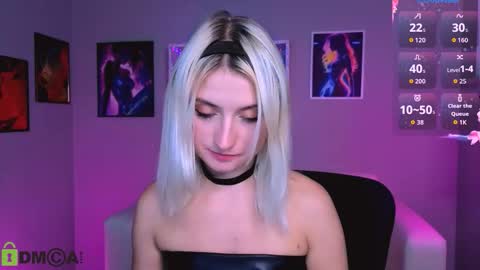 Snapshot of melisa_white1 chatting on October 12, 2025, 7:24 pm Melisa online show from October 12, 2025, 7:24 pm