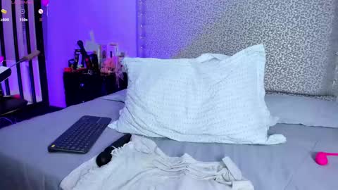 Snapshot of melisabostton_ chatting on February 13, 2025, 7:21 pm Melissa online show from February 13, 2025, 7:21 pm