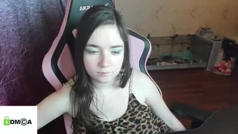 melisanilson online show from November 24, 2025, 9:03 pm