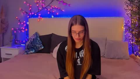 Snapshot of melissacrayzy chatting on November 27, 2025, 8:16 am MelissaCrayzy online show from November 27, 2025, 8:16 am