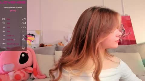 Snapshot of melissamiles chatting on October 27, 2025, 3:49 pm melissamiles online show from October 27, 2025, 3:49 pm