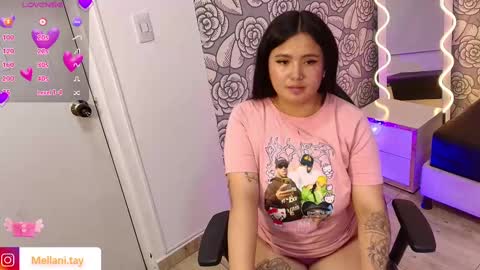Snapshot of mellani_tay chatting on February 18, 2025, 6:04 am Mellani  online show from February 18, 2025, 6:04 am