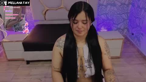 Mellani  online show from October 28, 2025, 4:05 am