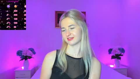 Mellina online show from December 5, 2024, 10:23 pm