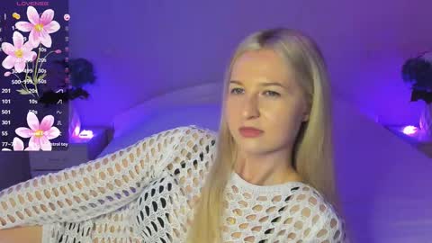 Mellina online show from October 21, 2025, 9:26 pm