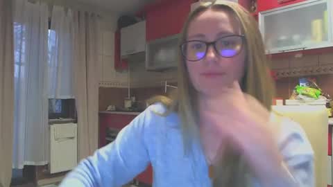 Melly online show from January 16, 2025, 3:02 pm