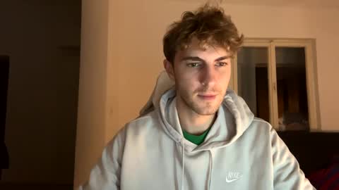 Melodicass online show from December 1, 2024, 10:32 pm