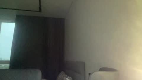 Snapshot of melodie_sweet chatting on October 17, 2025, 3:14 pm Melodie online show from October 17, 2025, 3:14 pm