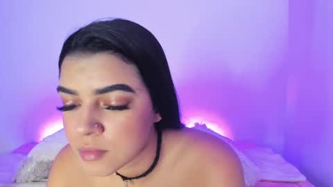Snapshot of melody__77 chatting on March 1, 2025, 10:53 pm online show from March 1, 2025, 10:53 pm