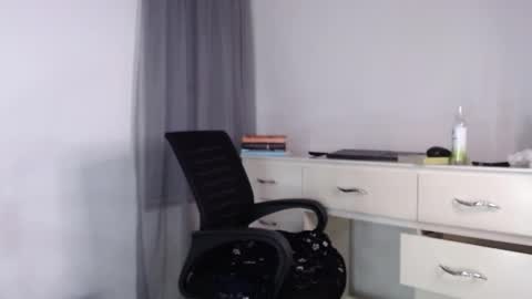 Melody online show from November 26, 2025, 11:50 pm