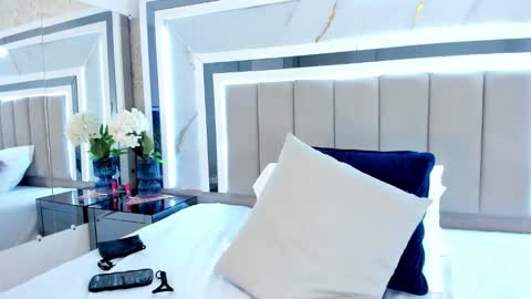 melodycharlotte online show from September 30, 2025, 5:56 am