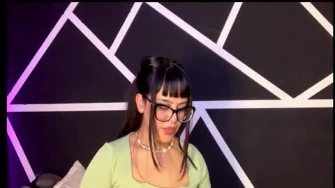 melodydreams1520 online show from September 30, 2025, 5:01 am