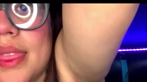 melodydreams1520 online show from November 4, 2025, 3:27 am