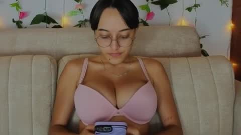 Snapshot of melodywinxxx chatting on September 22, 2025, 11:23 am Melody Winx online show from September 22, 2025, 11:23 am