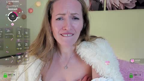 Snapshot of melodyys chatting on December 15, 2024, 6:26 pm Melody My schedule this week Wednesday Thursday Sunday online show from December 15, 2024, 6:26 pm