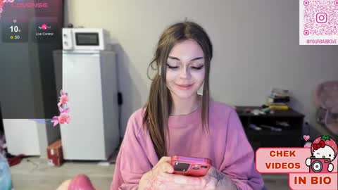 Snapshot of melonipinkbb chatting on January 2, 2025, 2:11 am MELONI online show from January 2, 2025, 2:11 am