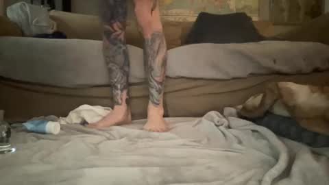 melt13 online show from February 15, 2025, 8:33 pm